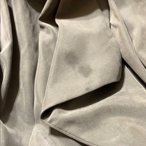 Green trench coat - Picture 3 of 4